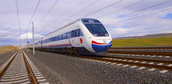 HIZLI TREN ALTYAPISI YÜZDE 90 TAMAMLANDI