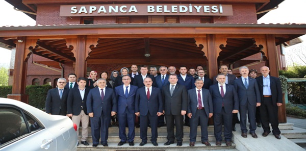 AK PARTİ SAKARYA MİLLETVEKİLİ ADAYLARI SAPANCA BELEDİYESİNİ ZİYARET ETTİ