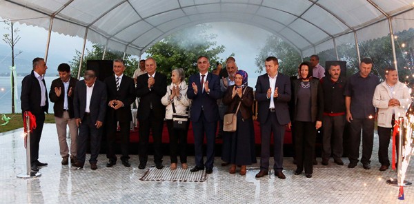 UZUNKUMPARK TÖRENLE AÇILDI