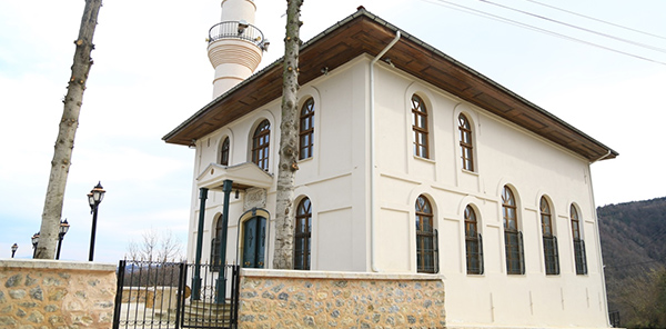 TARİHİ CAMİDE RESTORASYON TAMAMLANDI