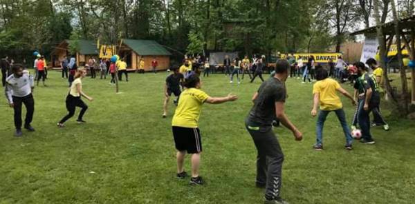 1907 ÜNİFEB'DEN SAPANCA'DA ÇOCUKLARA ÖZEL GÜN