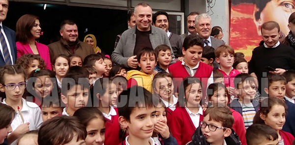 OKTAY KAYNARCA ÖĞRENCİLERLE BULUŞTU