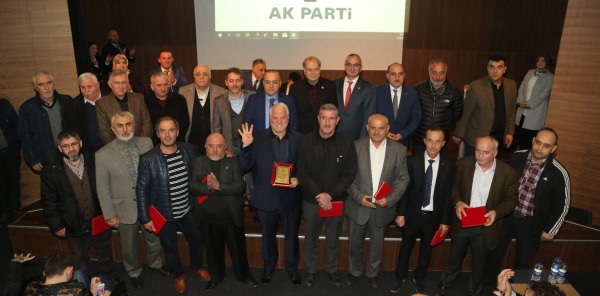 AK PARTİ SAPANCA'DA VEFA GECESİ