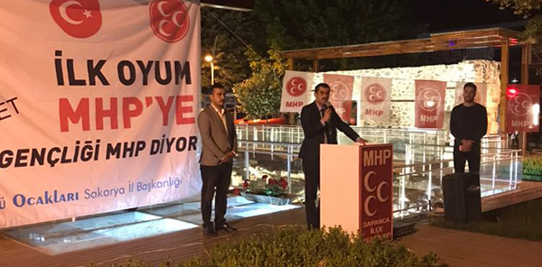 ''İLK OYUM MHP'YE, TÜRK GENÇLİĞİ MHP DİYOR''