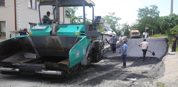 SAPANCA'DA ASFALTLAMA ÇALIŞMALARI