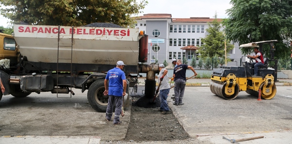 SAPANCA'DA ASFALT İYİLEŞTİRME ÇALIŞMALARI