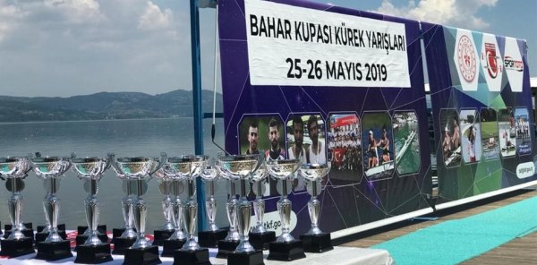 BAHAR KUPASI KÜREK YARIŞLARI GERÇEKLEŞTİ