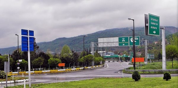 İSTANBUL'DAN GELİRKEN DİKKAT, TEM'DE ÇALIŞMA