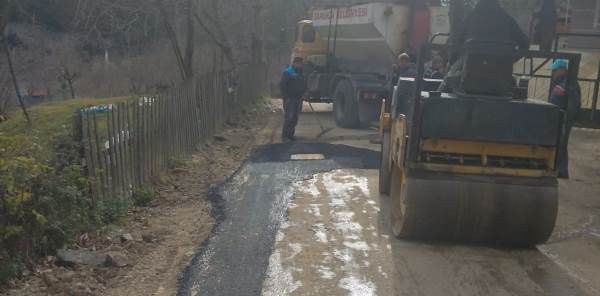 DOĞALGAZIN ARDINDAN YOLLAR ONARILDI