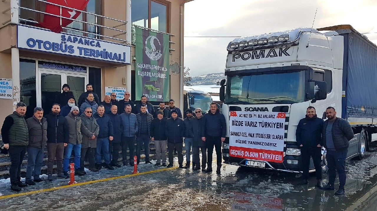 KAZMA, KÜREK VE SU YÜKLÜ TIR DUALARLA YOLA ÇIKTI