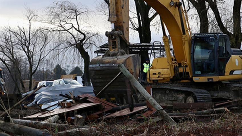 SAPANCA GÖLÜ ÇEVRESİNDEKİ YIKIM SIRASI ARİFİYE VE SERDİVAN'DA!